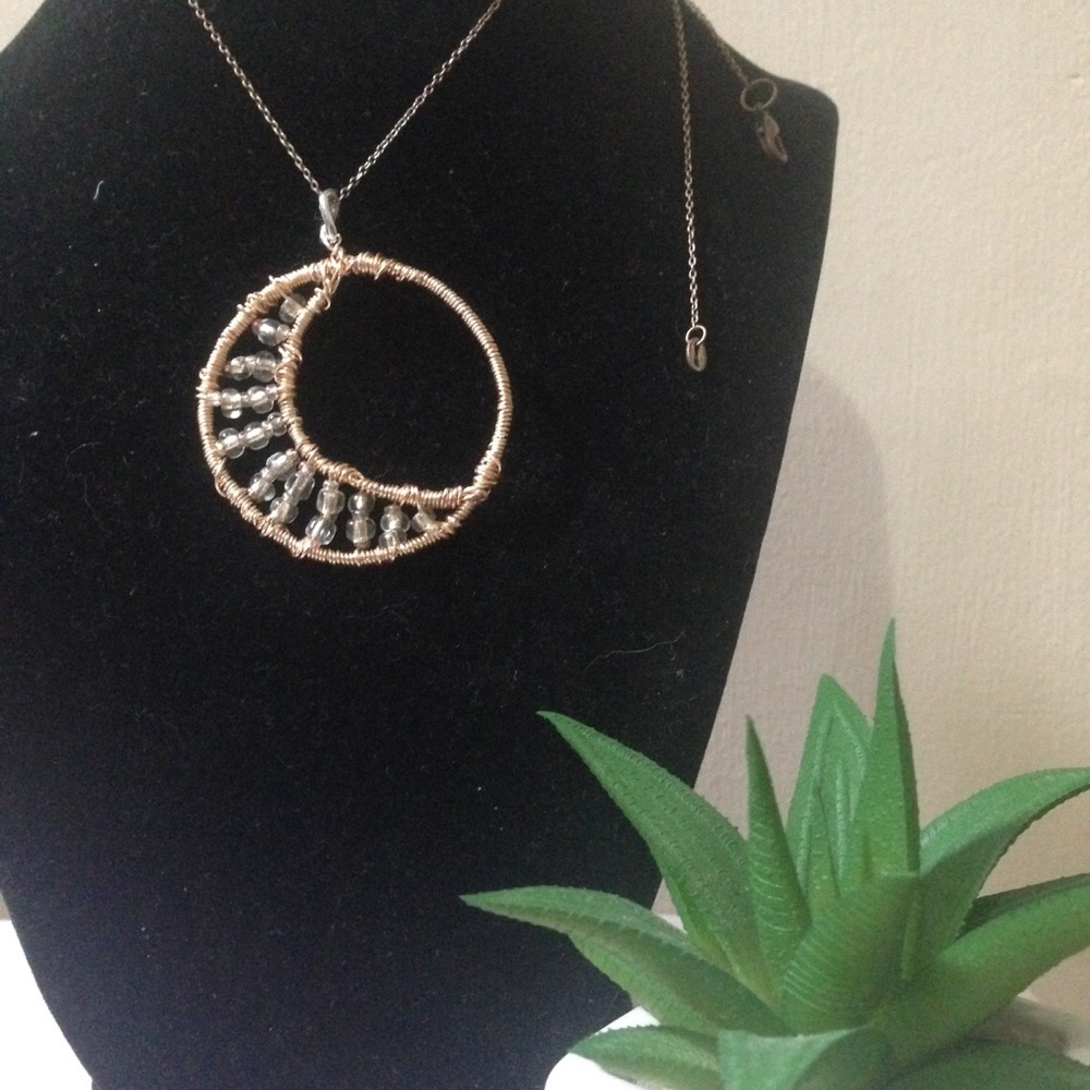 HANDMADE Wired moon pendant